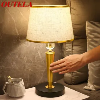 OUTELA Šiuolaikinio Stalo Lempa LED Touch Tamsos Kūrybos Kristalų Dekoro Mados Stalo dega Namo Gyvenamasis Kambarys Miegamasis